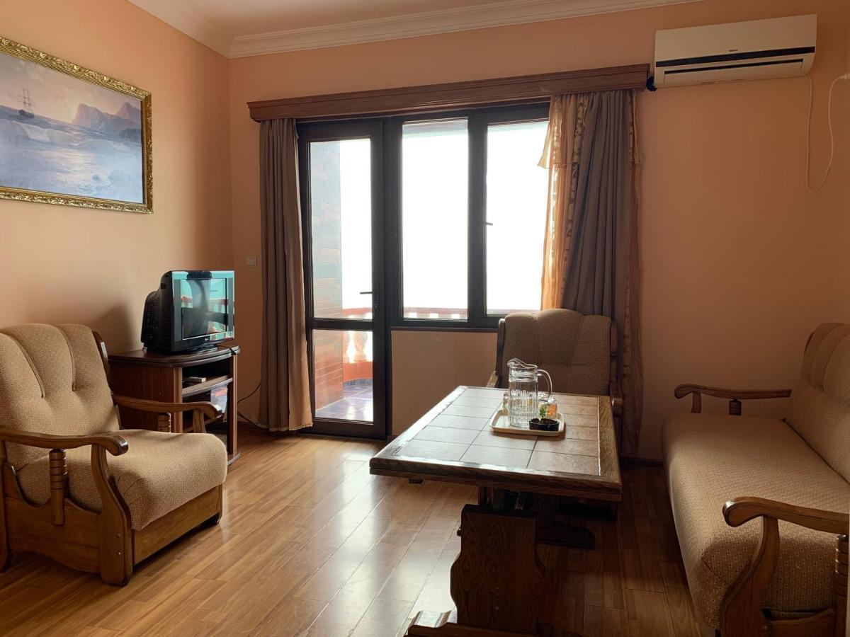 Guest House Rusalka Кобулеті Екстер'єр фото