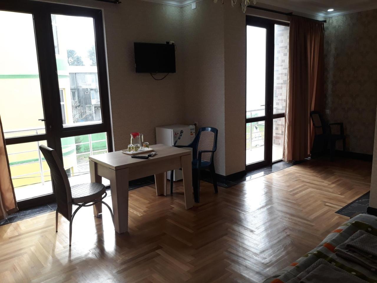 Guest House Rusalka Кобулеті Екстер'єр фото