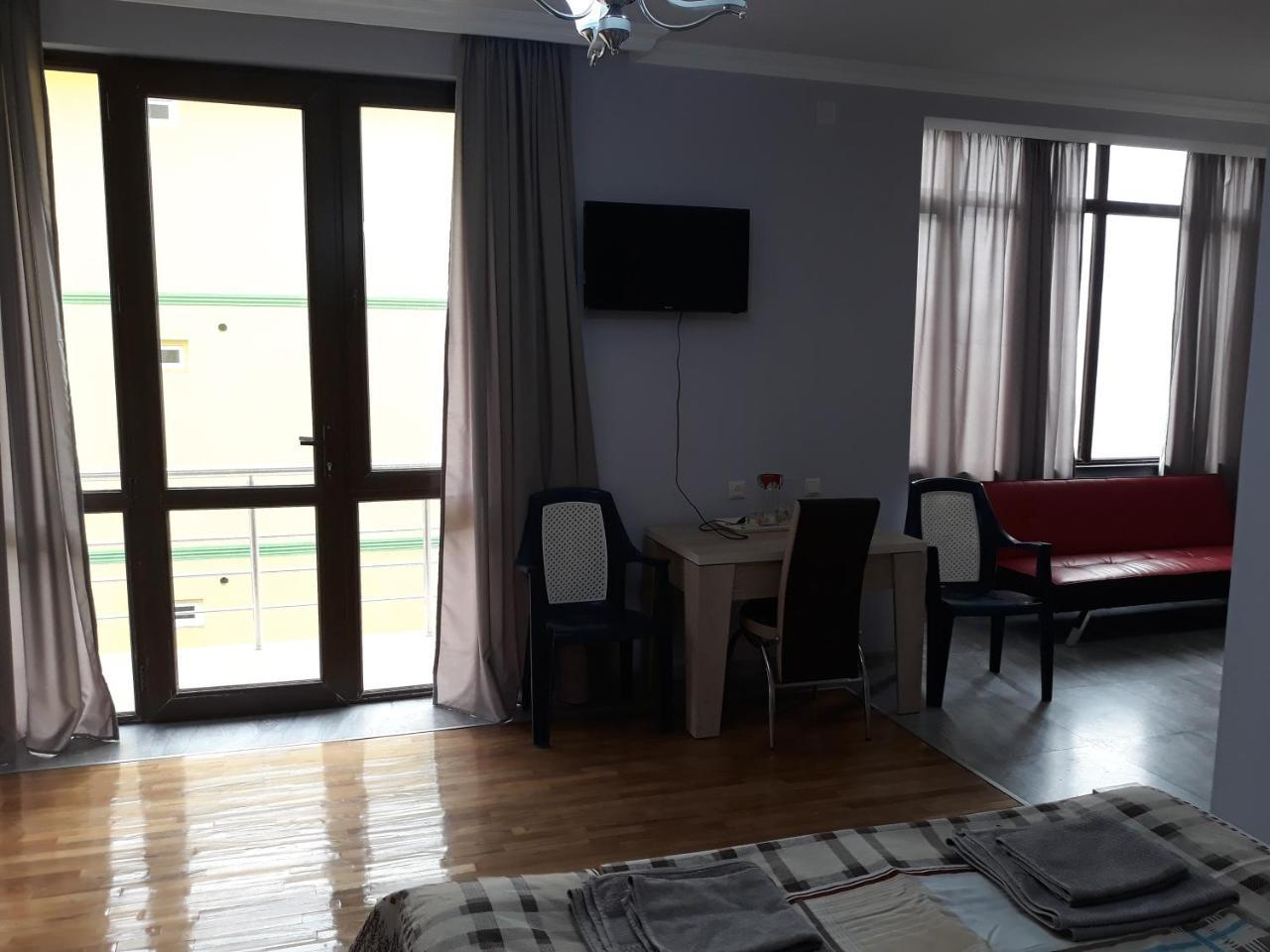 Guest House Rusalka Кобулеті Екстер'єр фото